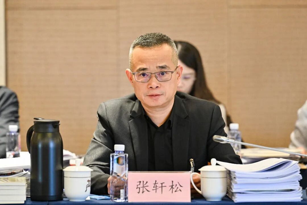 不凡成就非凡 · 卓越之路