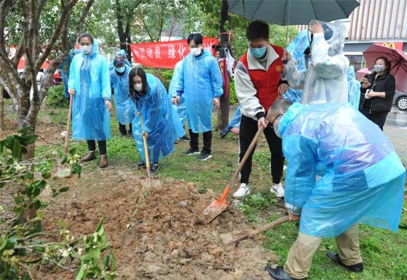 不凡成就非凡 · 卓越之路