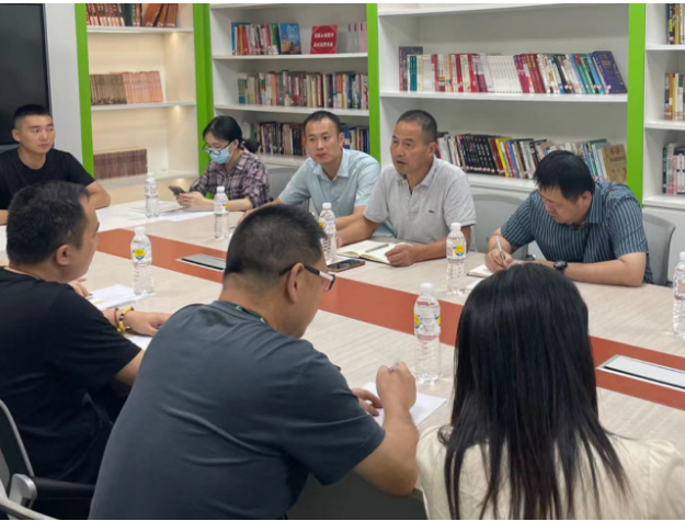 不凡成就非凡 · 卓越之路