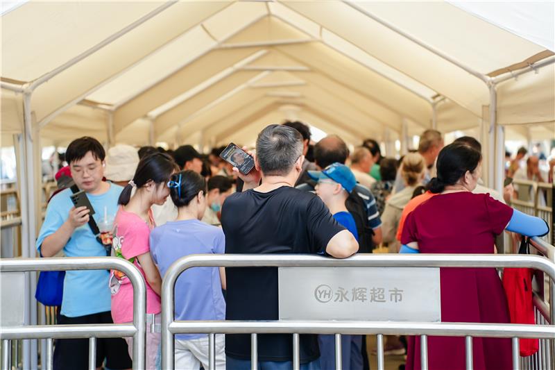 不凡成就非凡 · 卓越之路