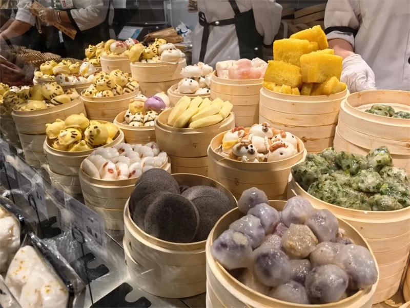 不凡成就非凡 · 卓越之路